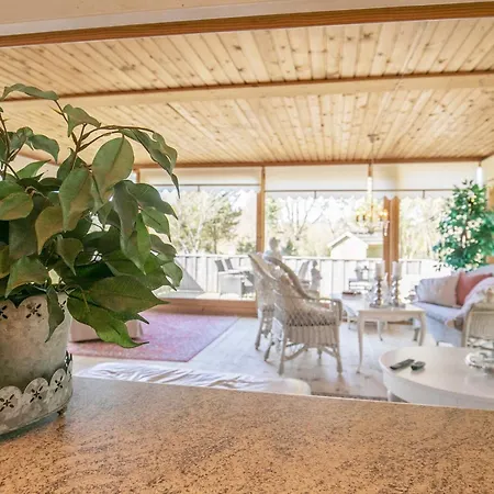 Дом отдыха 4 Person In Hals-by Traum